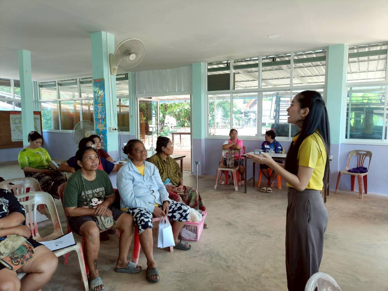 สำนักงานพัฒนาชุมชนอำเภอทัพทัน ลงพื้นที่เข้าร่วมประชุมพิจารณาโครงการแก้ไขปัญหาความยากจน (กข.คจ) ณ หมู่ 4 , หมู่ 14 ตำบลหนองกระทุ่ม และหมู่ 3 ตำบลทุ่งนาไทย  อำเภอทัพทัน จังหวัดอุทัยธานี 