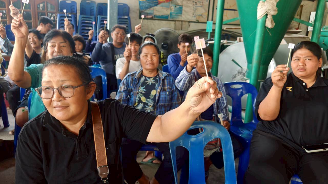 สำนักงานพัฒนาชุมชนอำเภอทัพทัน ดำเนินจัดกิจกรรมในโครงการประชุมเชิงปฏิบัติการสร้างและพัฒนากระบวนการบริหารจัดการชุมชน หมู่บ้านเศรษฐกิจพอเพียง หมู่ที่ 11 บ้านคอกวัว ตำบลหนองกลางดง อำเภอทัพทัน จังหวัดอุทัยธานี